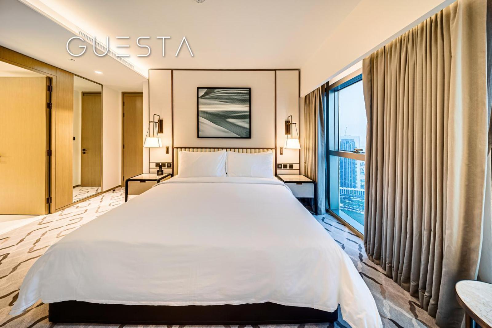 Apartment At Address Harbour Point, Creek Harbour